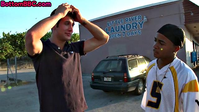 Pulled straight black loves giving head