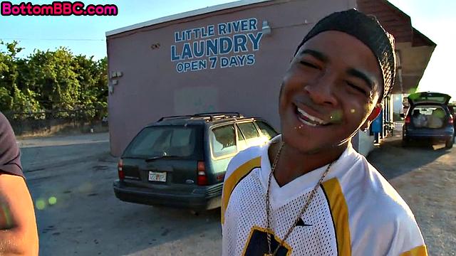 Pulled straight black loves giving head