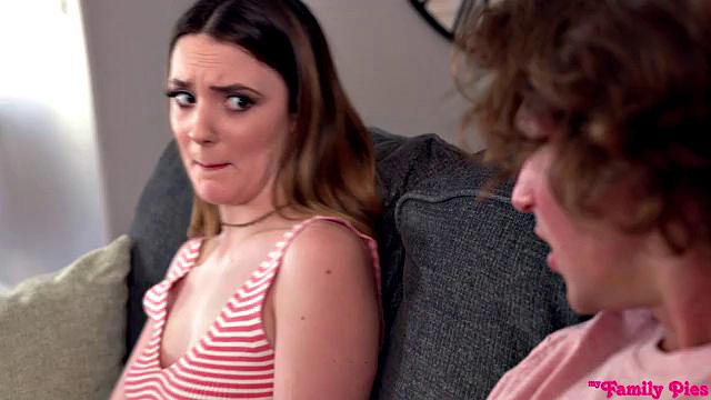 My Step Sister - S19:E4