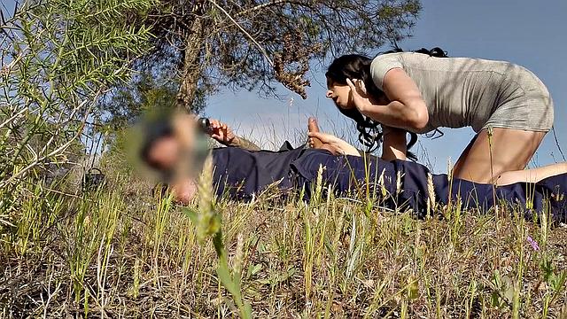 British Tourist Sucks Cop'sToListAsync