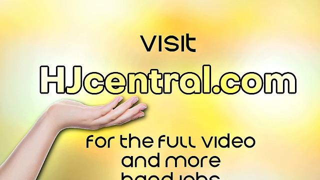 зрелая с огромными буферами дрочит в pov и матерится так, что уши вянут