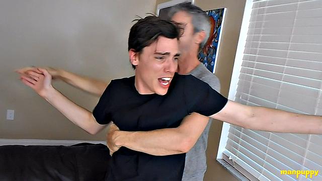 Tickling Burglar - Aiden Valentine, Richard Lennox