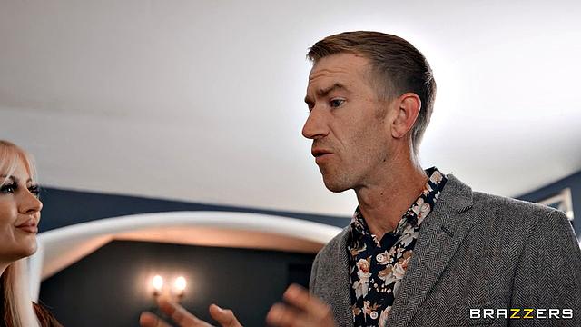 Two Cocks For Valentina