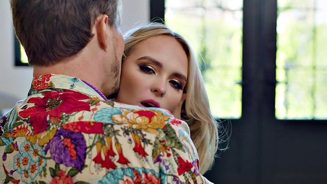 Stunning babe dirty talks and gets passionately fucked by BF