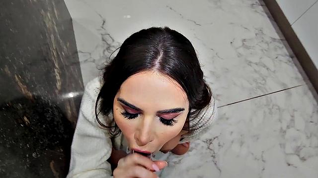 Hot MILF Suttin Gives Lucy Doll a Shot