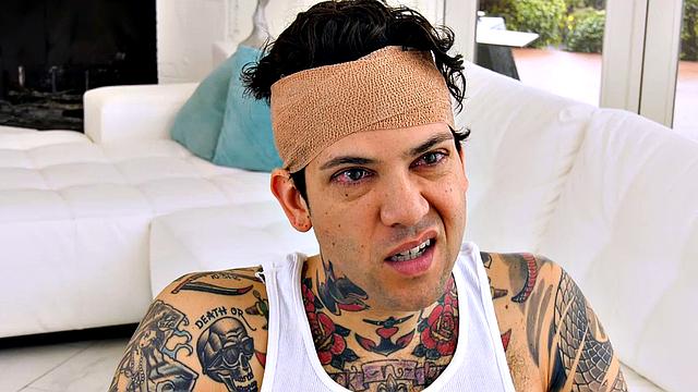 MILF Stepmom Fucks Her Injured Stepson for Magical Healing Touch