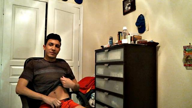 Latin Amateur Alexio Webcam Jerk Off