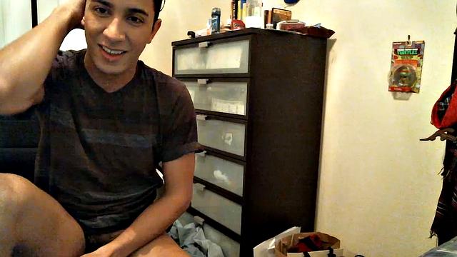 Latin Amateur Alexio Webcam Jerk Off