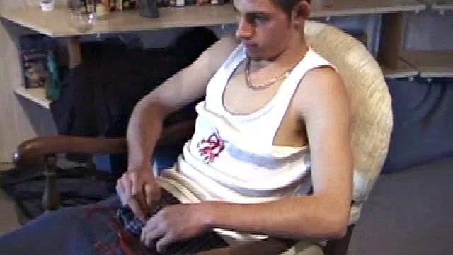 Vince can't wait to stroke his cock after a wild day skating