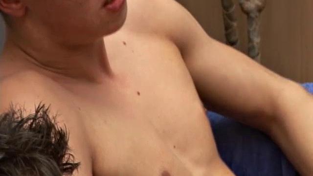 смотри, как джеймс и рэй развлекаются в душе