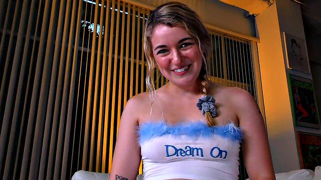 21yo POV GF sucks before getting banged in dirty talking sex