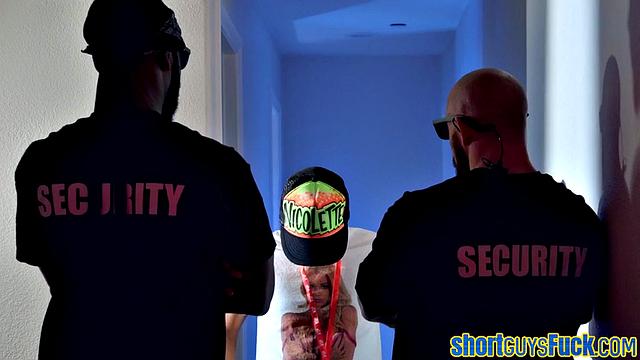 short guy pussyfucking MILF