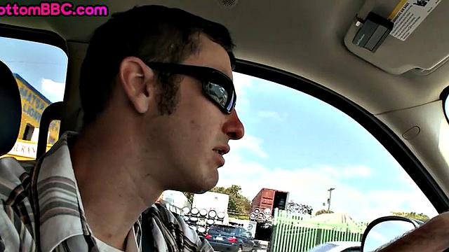 Ebony thug gets fucked in asshole by top at home