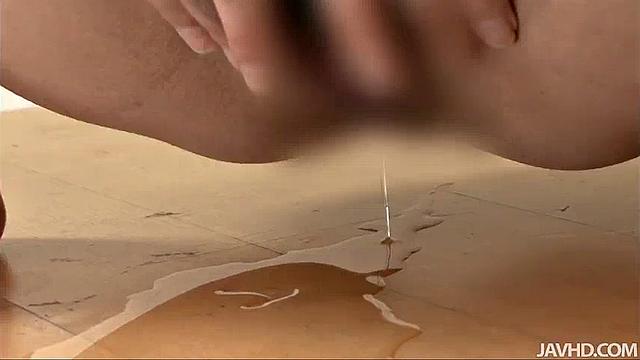 美乳吉川萌ちゃんのオナニー見て下さい