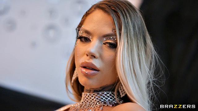 That Luxurious Is Pussy