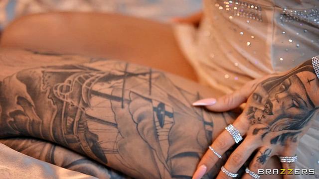 That Luxurious Is Pussy