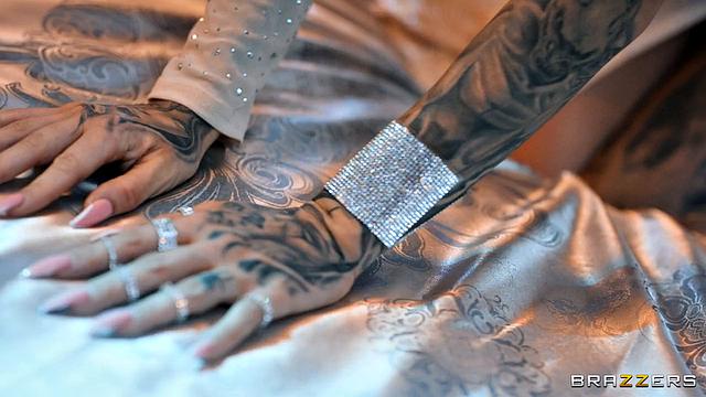 That Luxurious Is Pussy