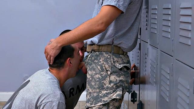 Amateur military jock rides in locker room 3some