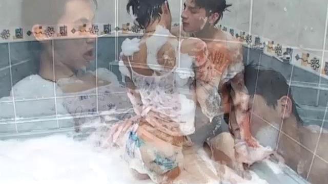 Eduardo and Ferdynan decide it would be fun to in a hot tub bubble bath. The boys strip to their underwear and hop in. Big uncut dicks come out and wet blowjobs are exchanged.