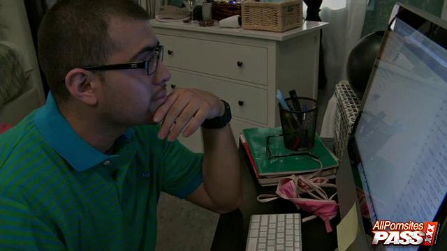 Unsatisfied Ashli Orion