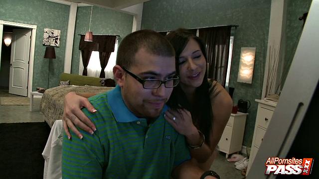 Unsatisfied Ashli Orion