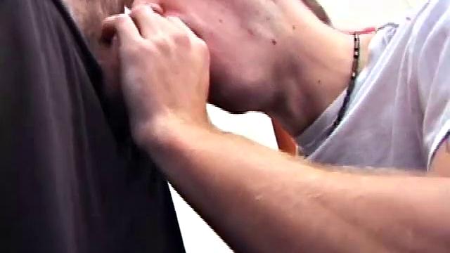 Кент и Бама жестко дрочат и сосут