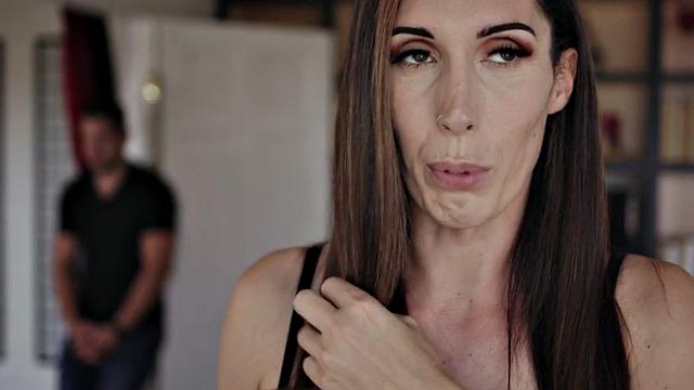 Busty tgirl drilled during hookup and sucking cock