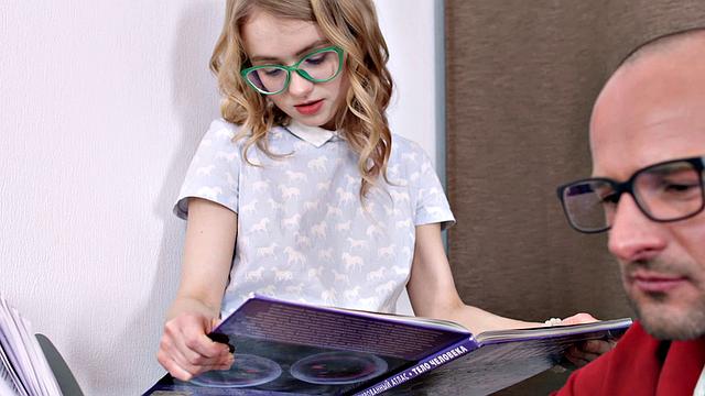 She Is Nerdy - Lightfairy - Hot sex with nerdy coed