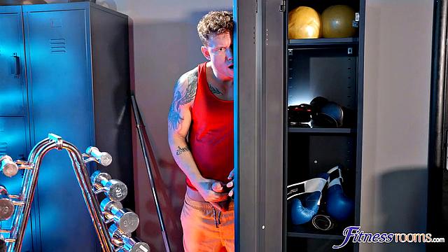 Big ass, big tits Latina in threesome