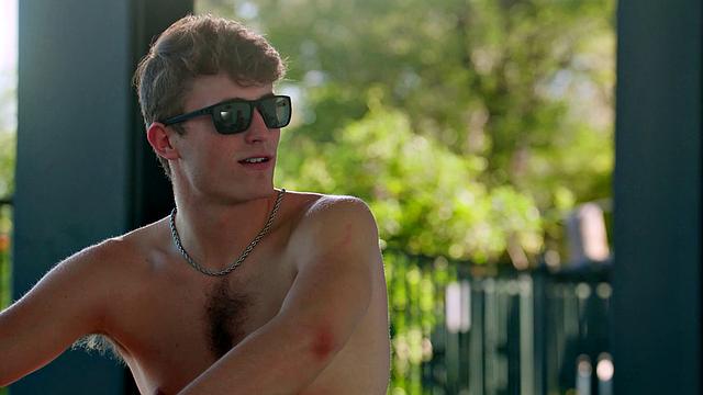 HONEYGUIDE PT 3 Troubled Twink Peeps Hunk & Friends Banging - SALTBURN Inspiration