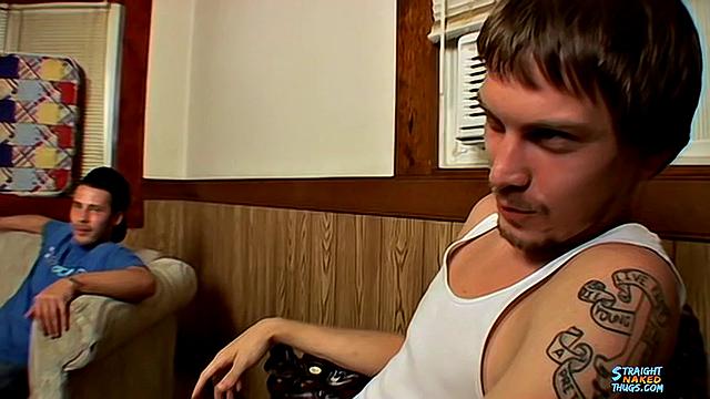 Kickin' Back And Jerkin' Off - Smokey And Nailz