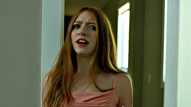 Пышная мамочка в чулках затащила чувака на глубину - комедия страсти