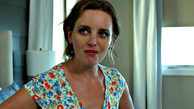 Пышная мамочка в чулках затащила чувака на глубину - комедия страсти