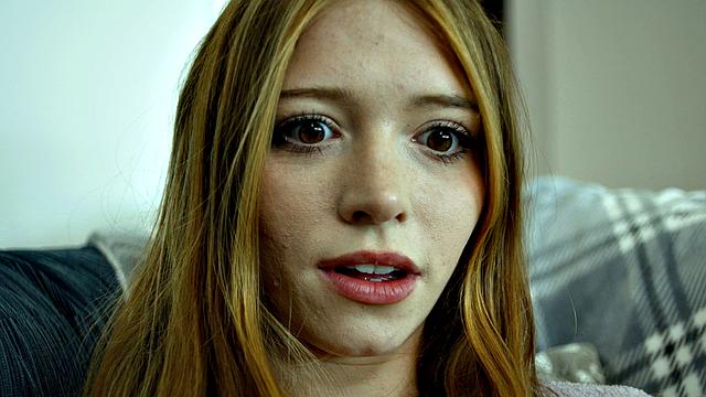 Voracious nympho invites guy