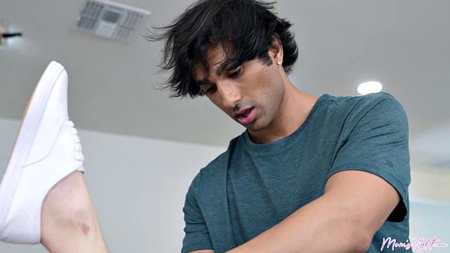 Stepmom's Young Dick Workout - S2:E10