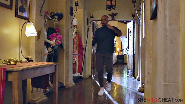 Avery Black cheats with their hung roommate