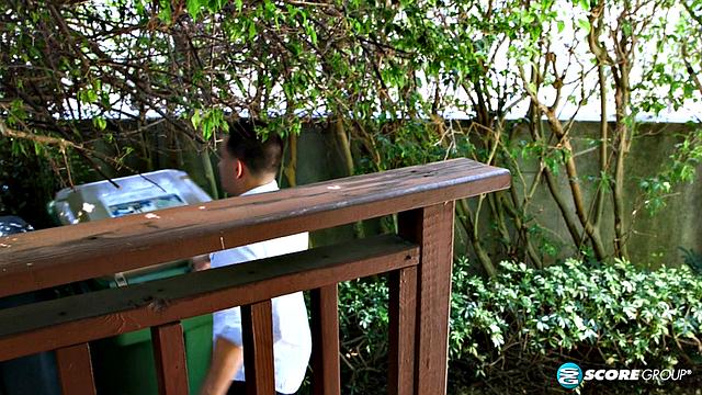 When Minka is your neighbor...