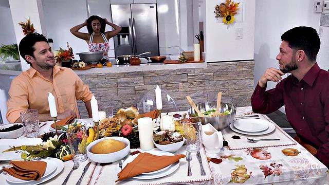 BBWs share a bald pussy and a hard cock in a steamy threesome at the kitchen table