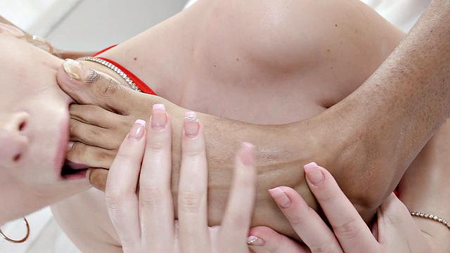 Those 'Come Fuck Me' Eyes