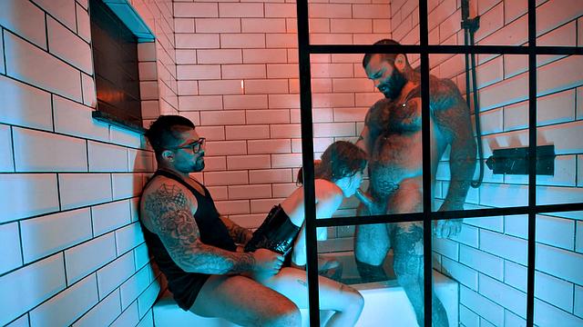 Praying Mantis Vol 1 E3