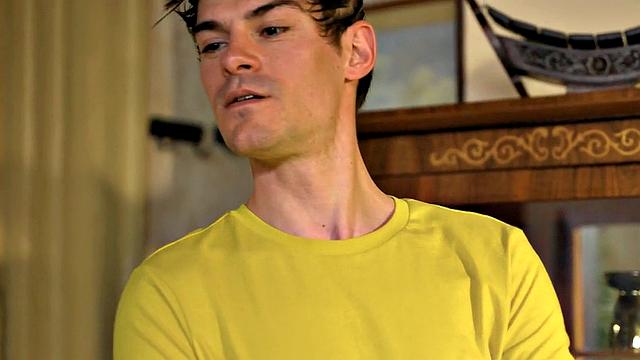 блондинка из европы с жёстким анальным в догги