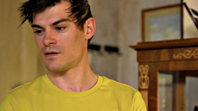 Seduced Euro bae fucked by big dick in doggystyle