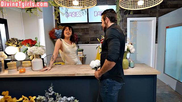 Petite 21yo TS drilled in 3some