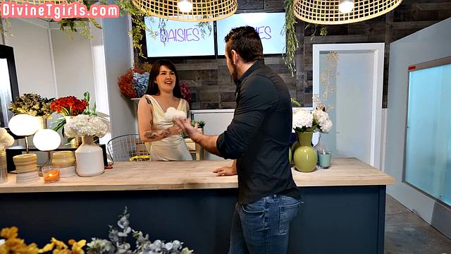 Petite 21yo TS drilled in 3some