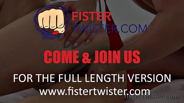 Strap-On And Fist Fun For Raven Haired Hottie