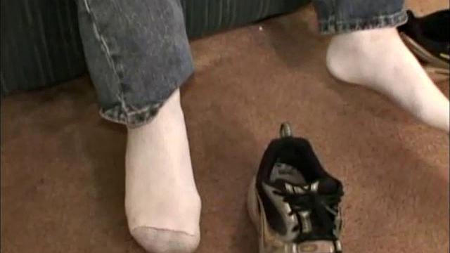 This 37 year old, 5' 8", 165 pound contractor with a handsome wife