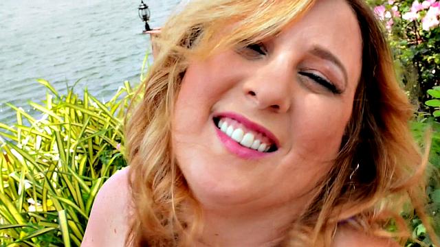 Amiee Roberts: Oil Me Up & Out
