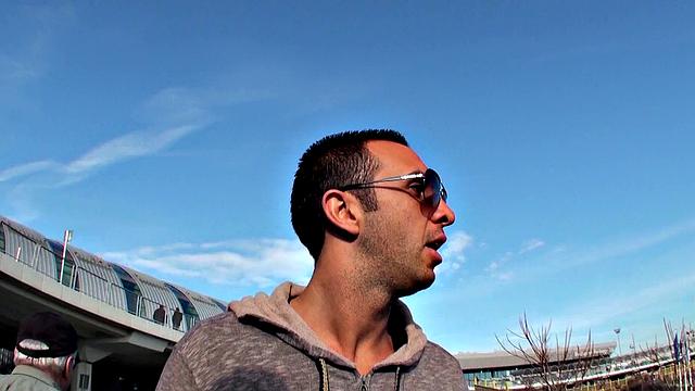 Сочная брюнетка Aletta Ocean принимает двух жарких парней сразу