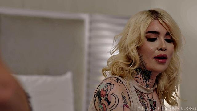 TS Hot Wives 2: Scene 2