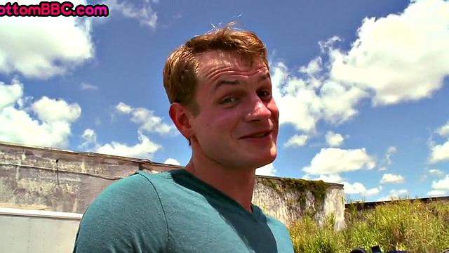 Outdoor Black thug pounded after sucking white cock